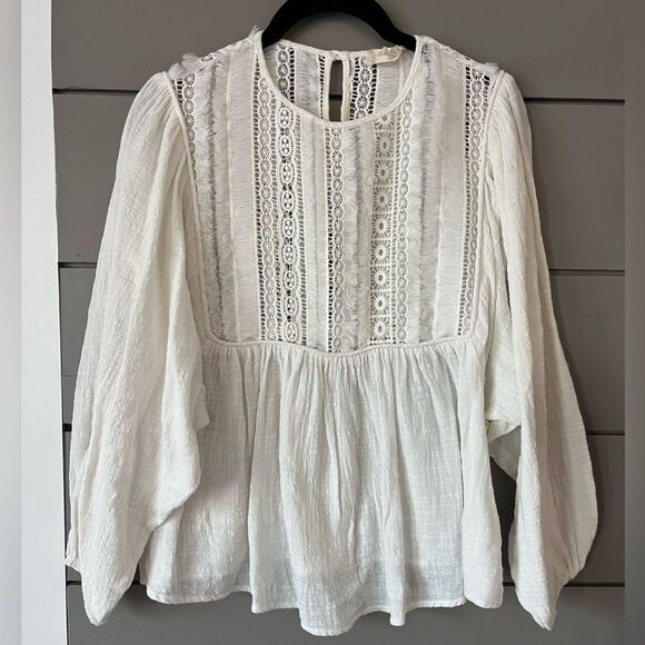 Altar'd State |‎ Embroidered Boho Peasant Blouse size Small EUC - Picture 1 of 7